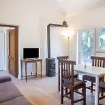 Casetta Di Campagna Indipendente ロッカストラーダ